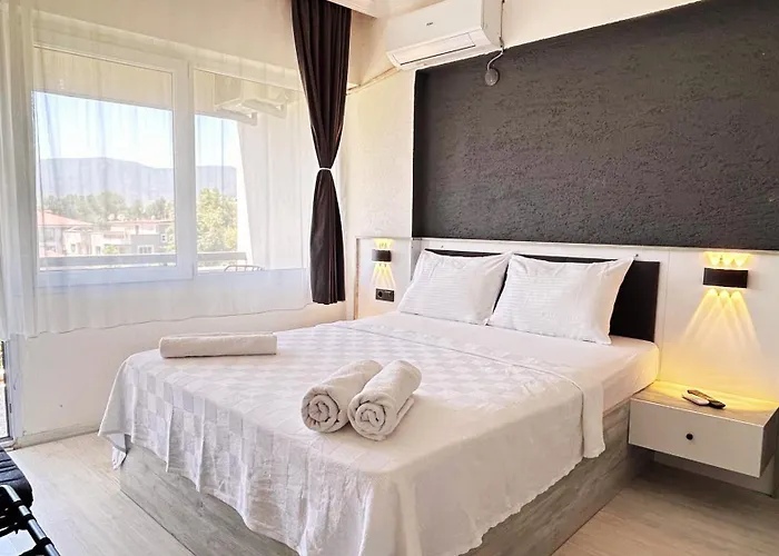 Ephesus Nobel מלון